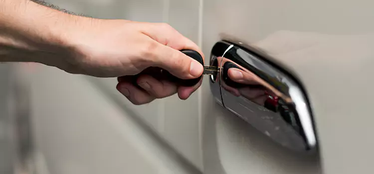 Why Choose Our Auto Locksmith Team in Arlington, MA?